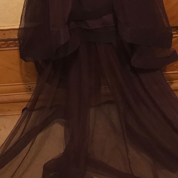 Formal gown - Picture 3 of 5